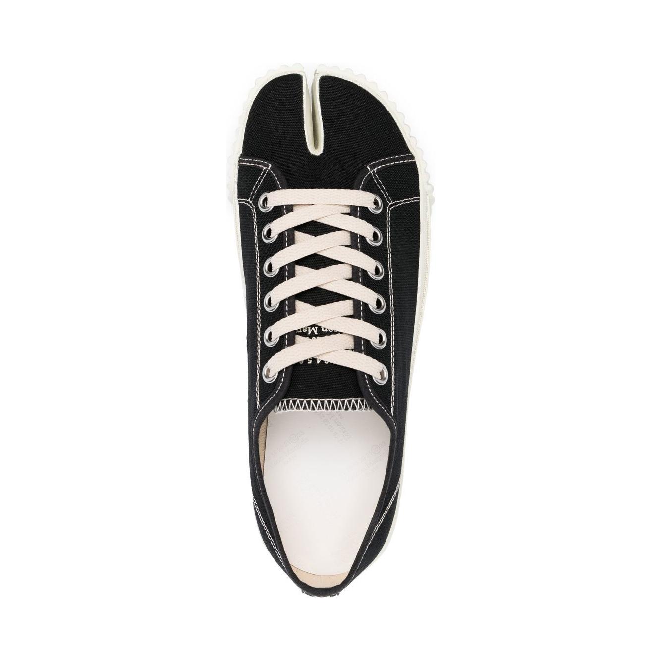 Maison Margiela Sneakers Black Sneakers Maison Margiela Antique White