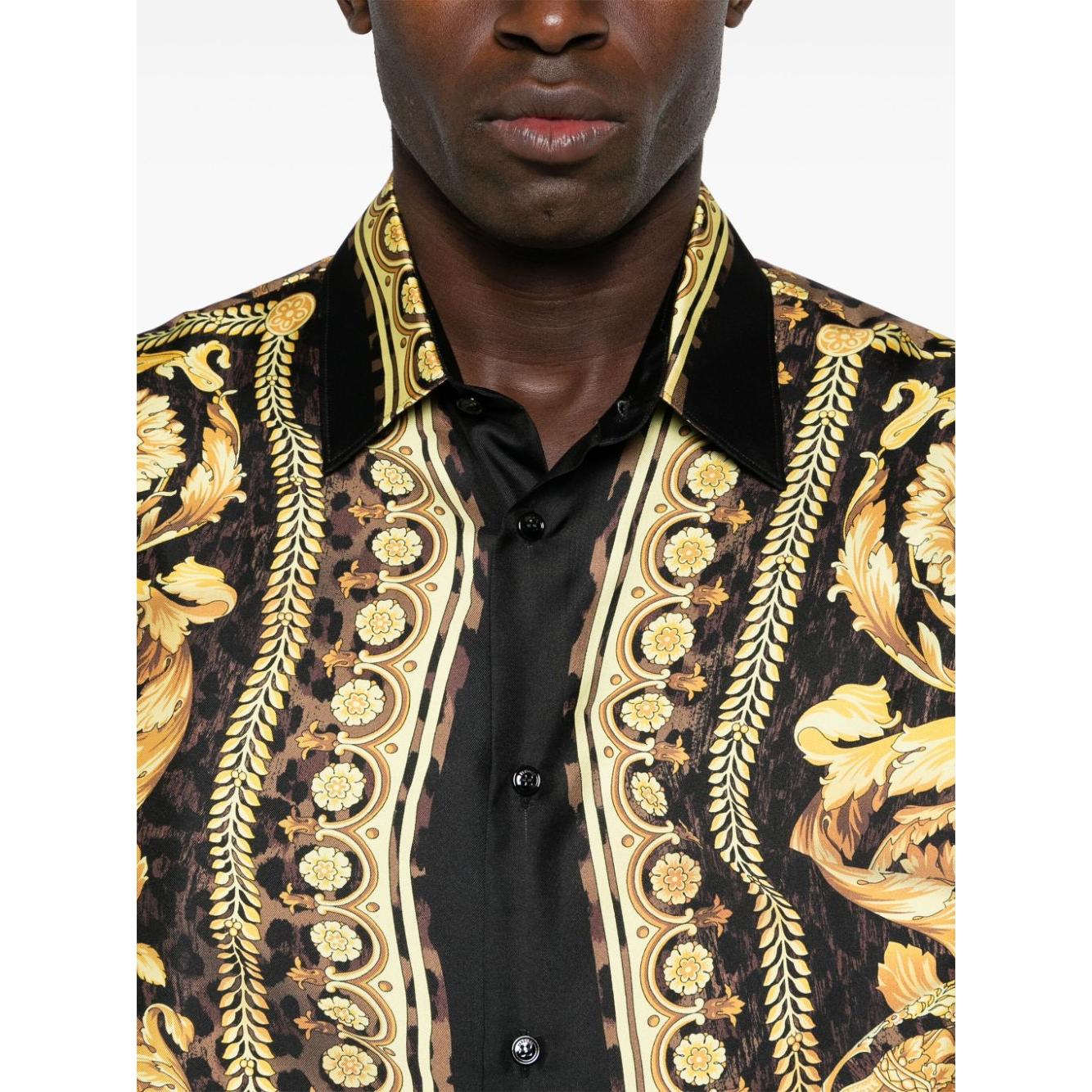 Versace Barocco-print shirt Shirts Versace Wheat