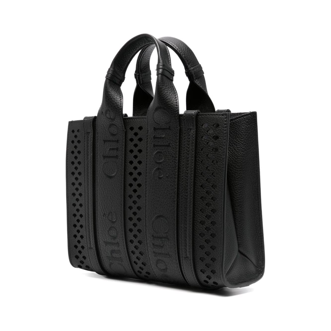 Chloè Small Woody Tote Bag In Grained Leather in Black Shopper Chloè Dark Slate Gray