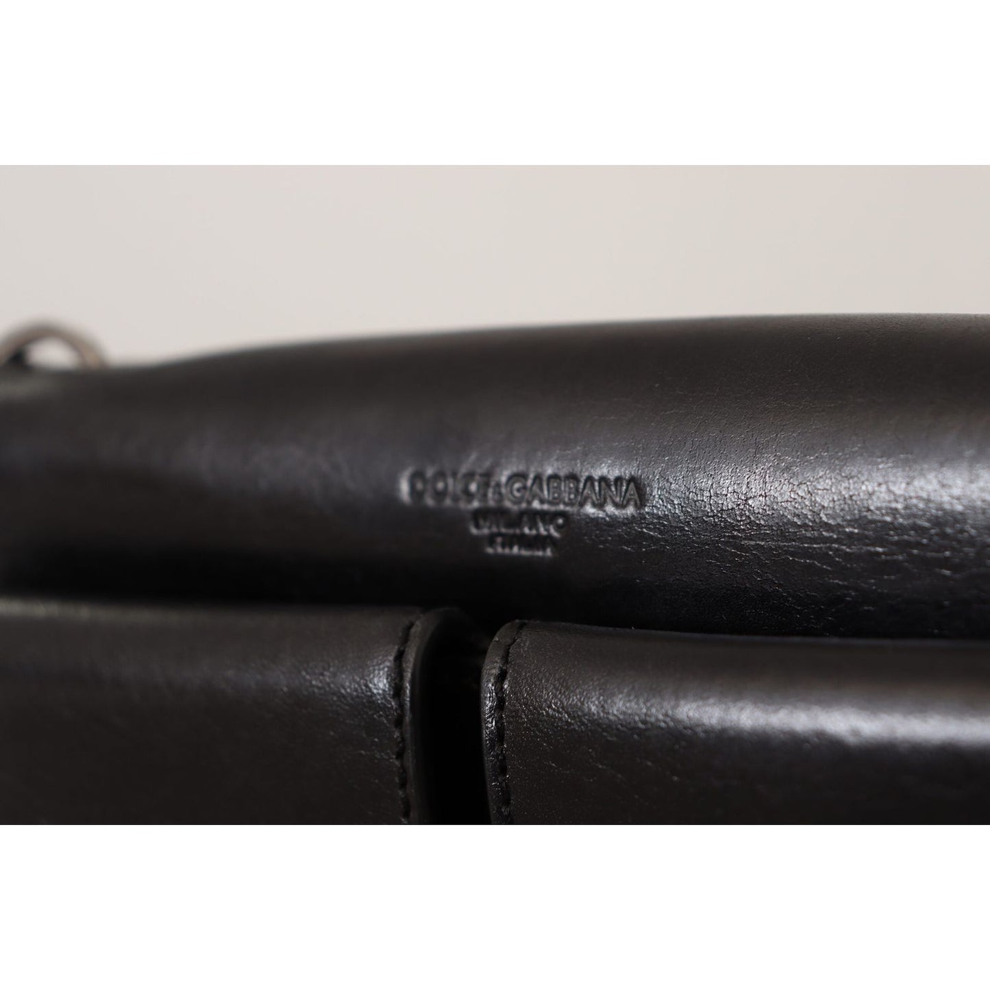 Dolce & Gabbana Elegant Mini Leather Wallet in Timeless Black Dolce & Gabbana Light Gray
