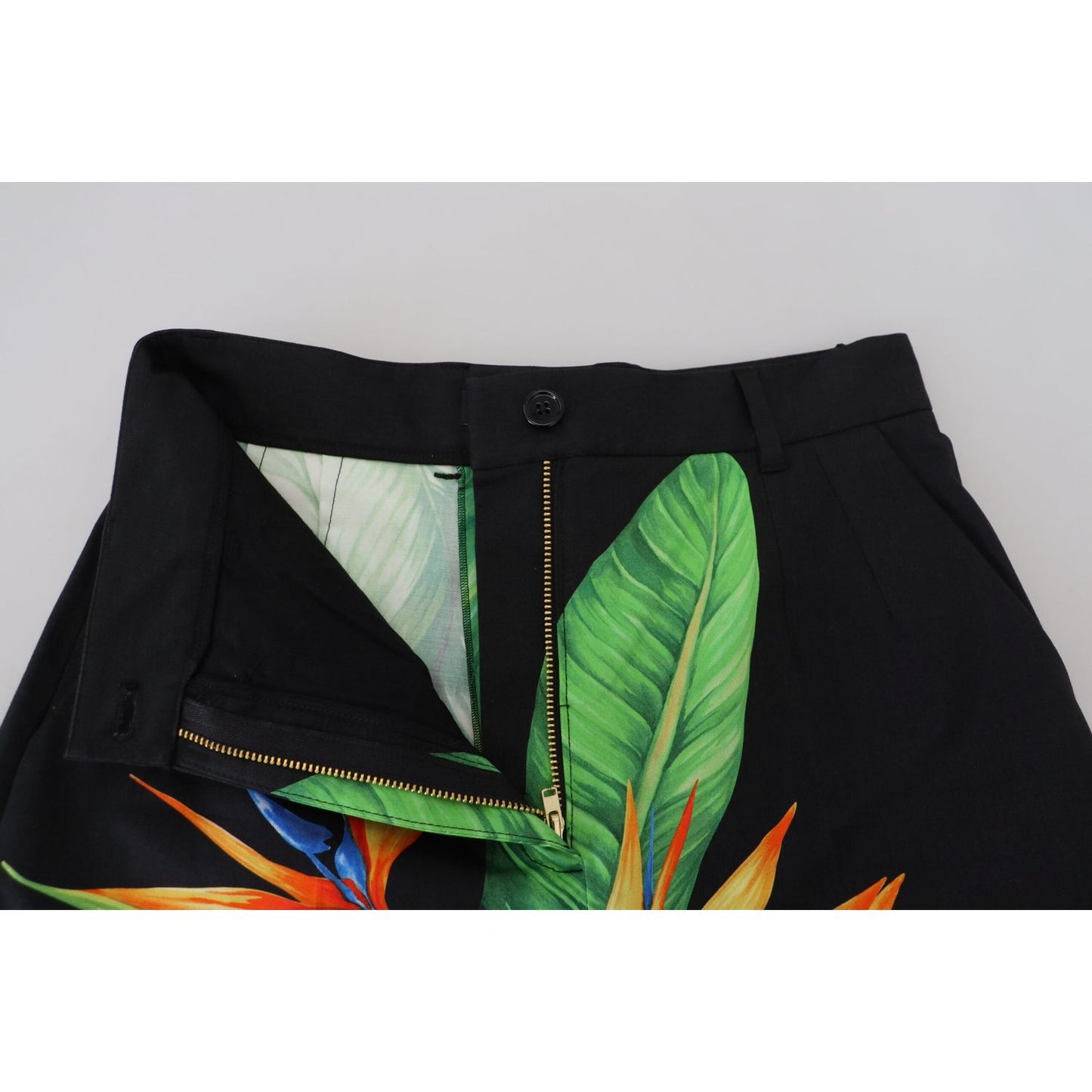 Dolce & Gabbana High Waist Hot Pants Shorts in Black Leaves Print Dolce & Gabbana Gray