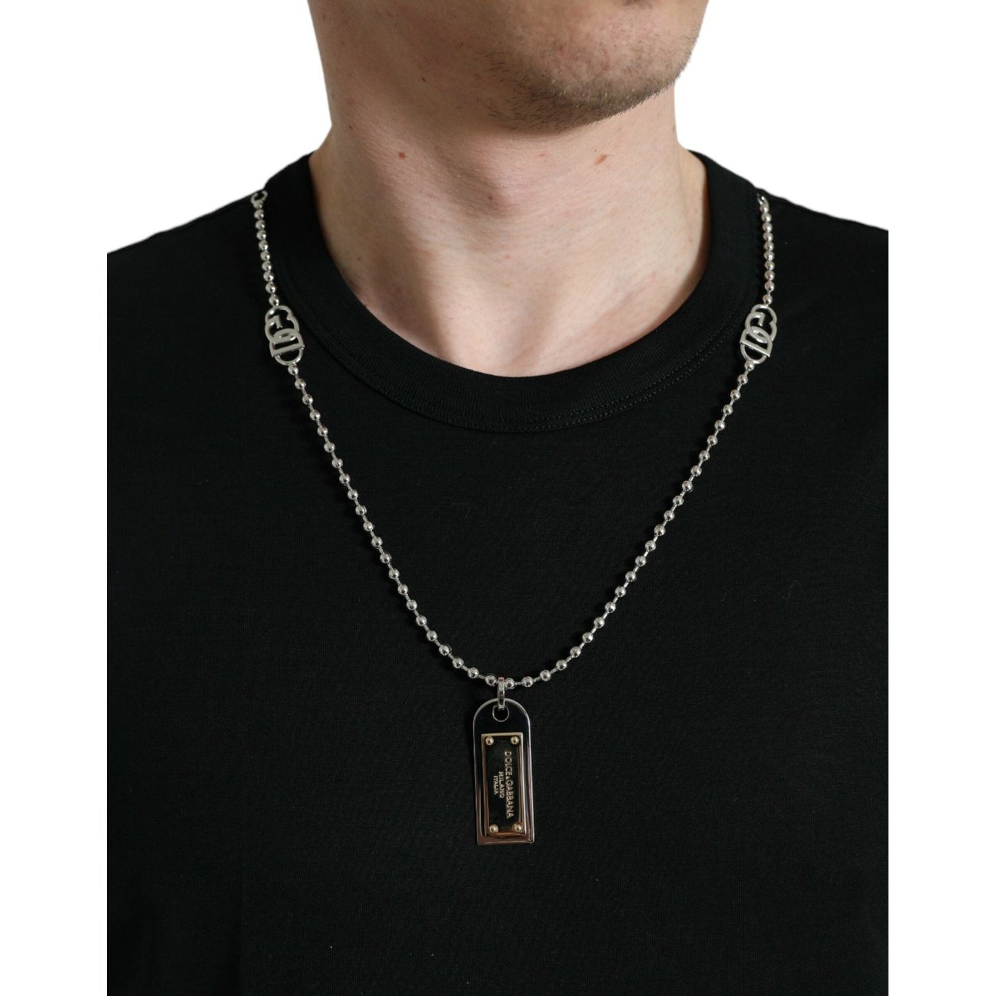 Dolce & Gabbana Sleek Cotton Round Neck T-Shirt with Chain Detail Dolce & Gabbana Black