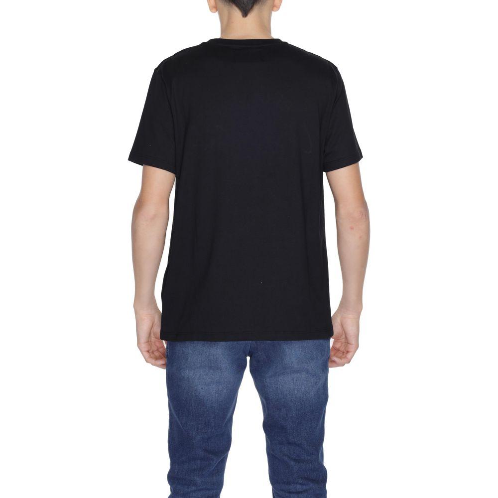 Back view of a man wearing an Underclub black cotton t-shirt from the spring/summer collection, made of 100% cotton.