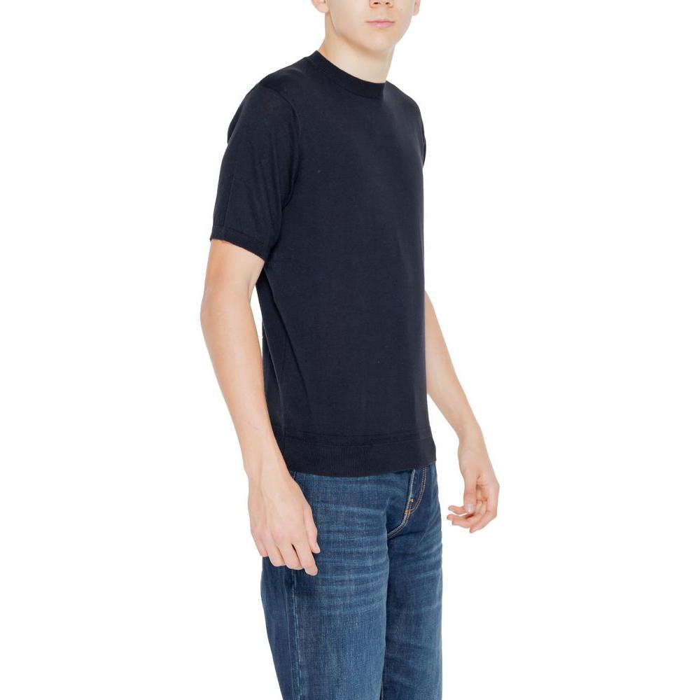 Hamaki-Ho black cotton t-shirt for men, short sleeves, perfect for spring and summer collections, made from 100% cotton yarn.