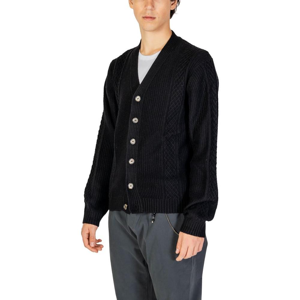 Hamaki-Ho black polyester cardigan for men, fall/winter knitwear collection, featuring button front design.