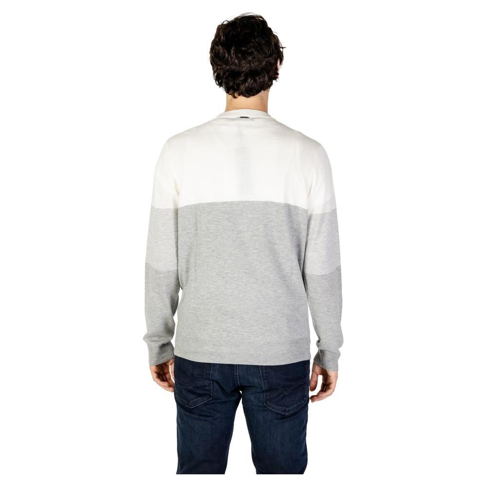 Back view of Antony Morato cream acrylic sweater for men, featuring a gray color block design, part of the Fall/Winter collection.