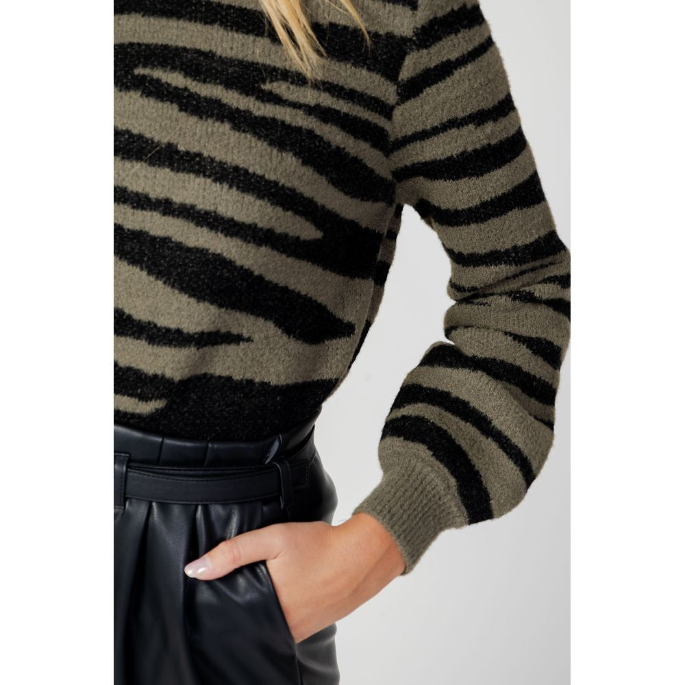 Jacqueline De Yong Green Nylon Sweater Jacqueline De Yong Light Gray