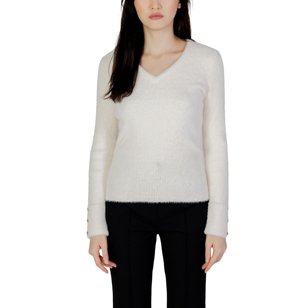 Morgan De Toi cream polyamide sweater for women, V-neck design, part of the autumn/winter collection, featuring a soft and elegant style.