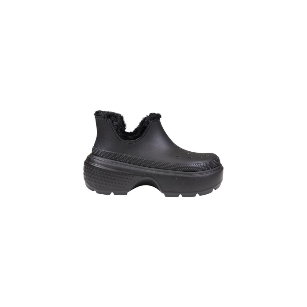 Black Crocs Croslite Boot with soft lining for warmth and comfort, ideal for cold weather and casual outdoor activities.