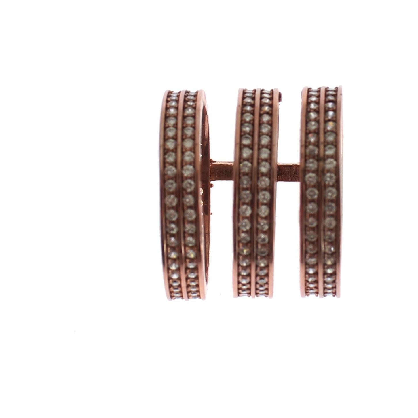 耀眼的粉红金镀锆石水晶戒指