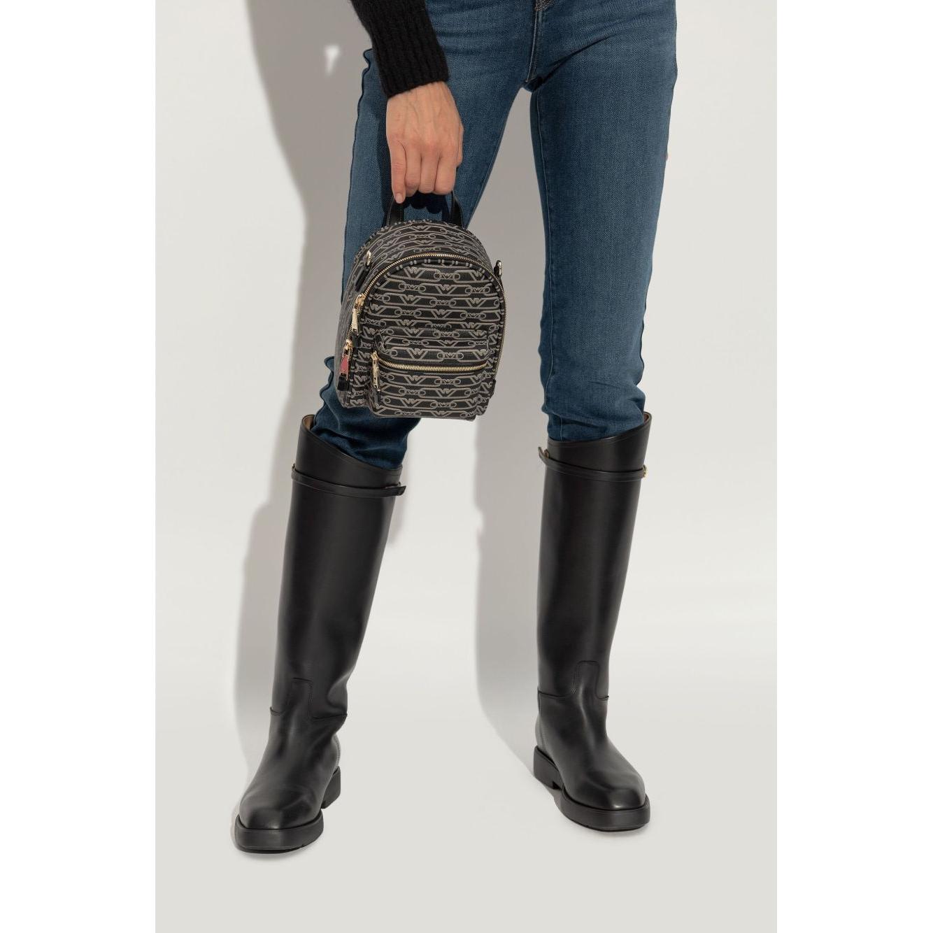 Front view with bag zipped and handles upright.