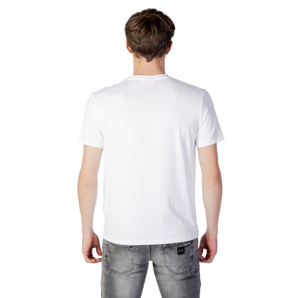 Front view with bag zipped and handles upright.