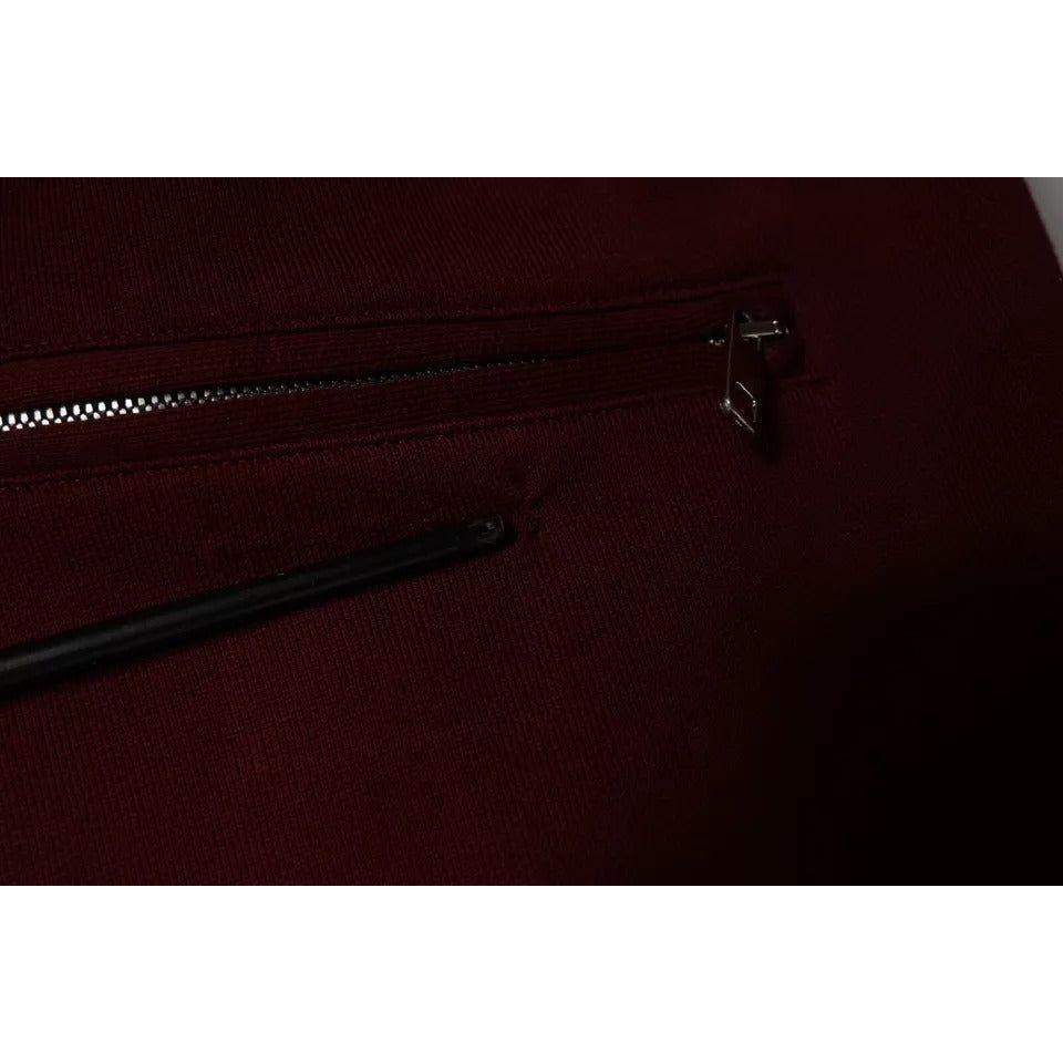 Front view with bag zipped and handles upright.