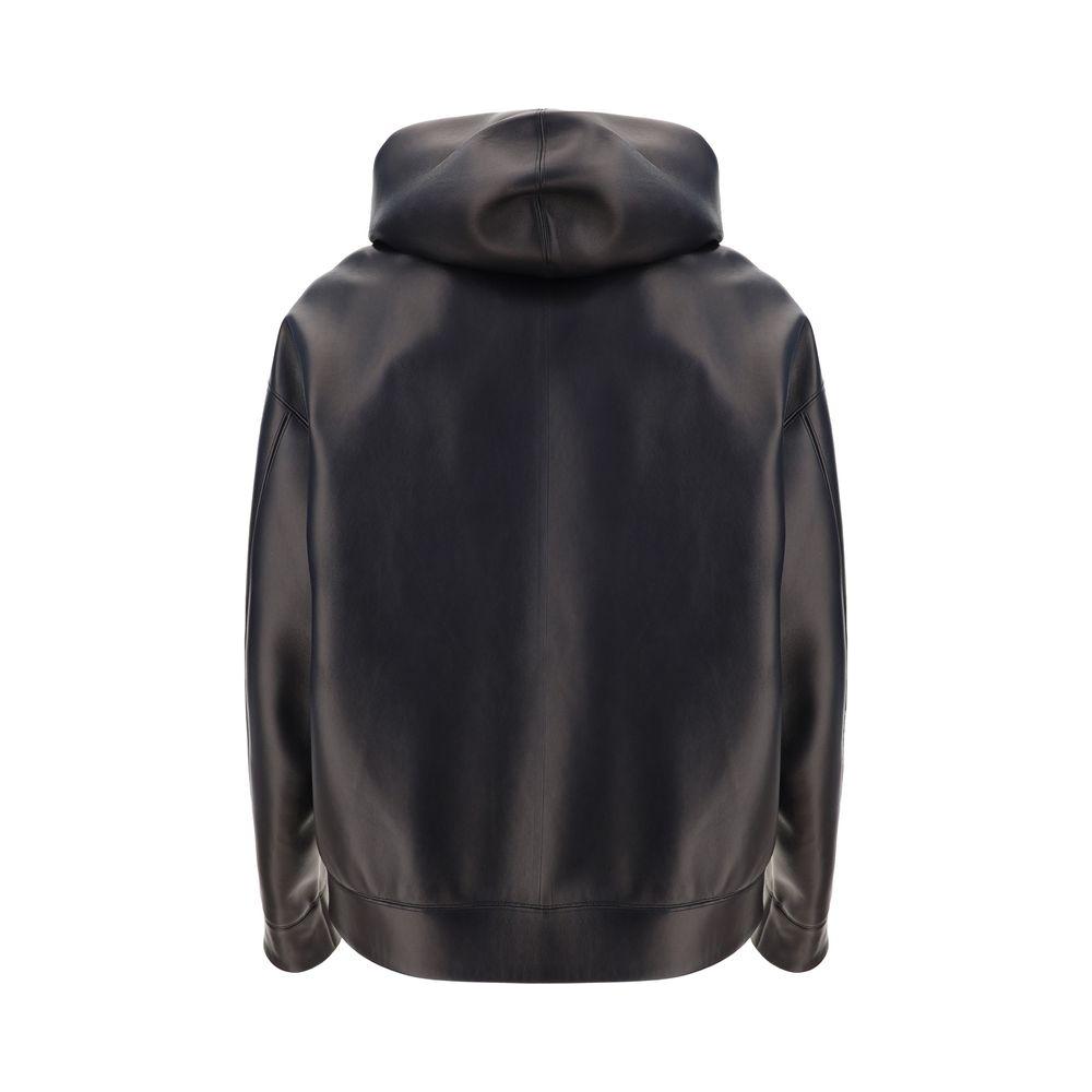 Front view with bag zipped and handles upright.