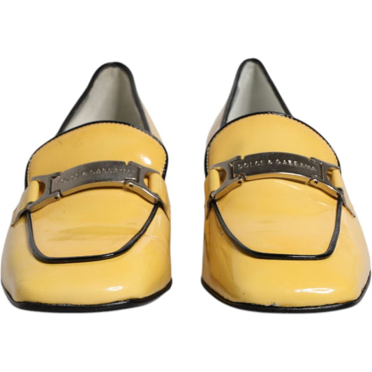 Dolce & Gabbana Dolce & Gabbana Yellow Leather Logo Plaque Slip On Mocassin Shoes LA12206-39 1728,67345645728,Dolce & Gabbana,EU39/US8.5,Flat Shoes - Women - Shoes,Material: Leather,Preowned / Defect,Shoes,Women,Women - Shoes,Yellow