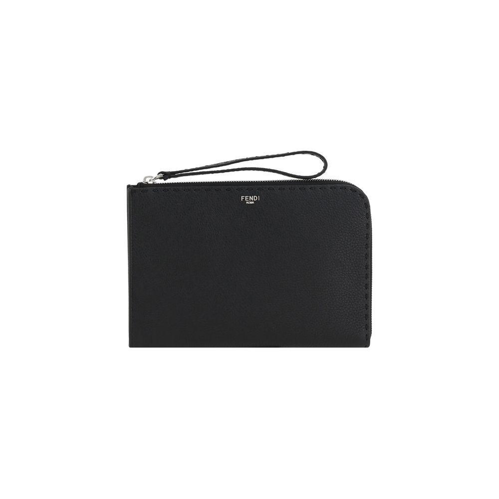 Front view with bag zipped and handles upright.