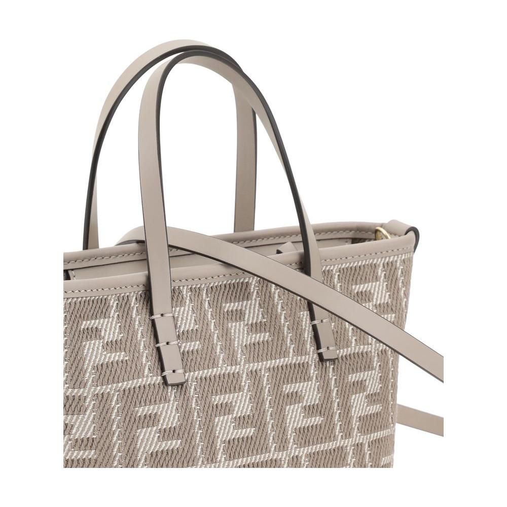 Front view with bag zipped and handles upright.