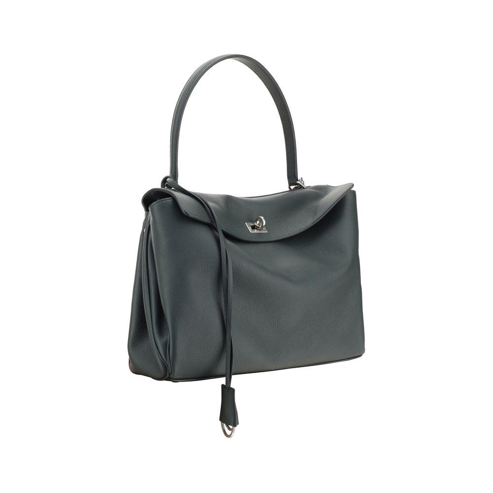 Front view with bag zipped and handles upright.